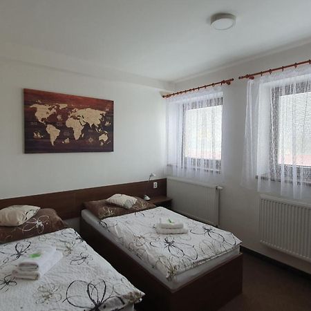 Motorest U Kola Простеёв Экстерьер фото