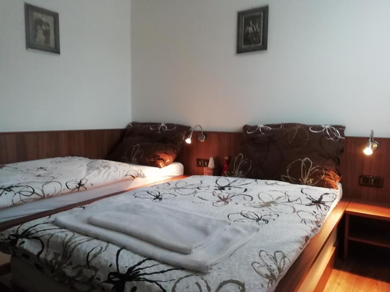 Motorest U Kola Простеёв Экстерьер фото